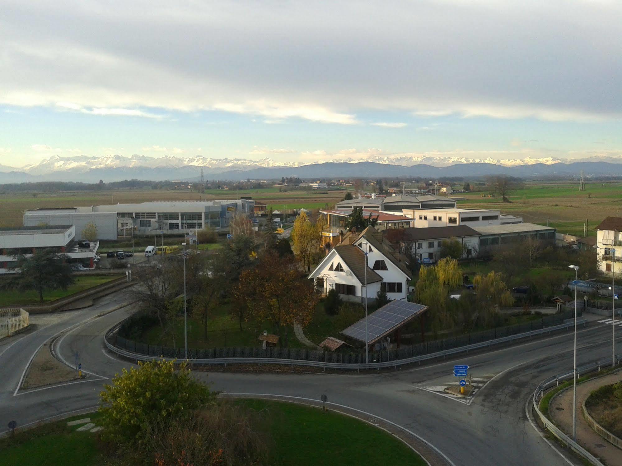 Hotel Brindor Poirino Zewnętrze zdjęcie