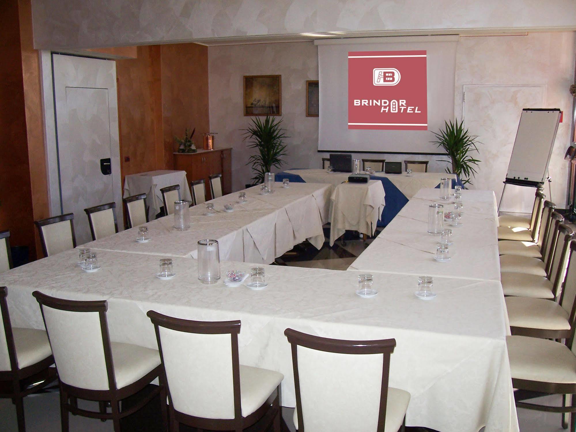 Hotel Brindor Poirino Zewnętrze zdjęcie