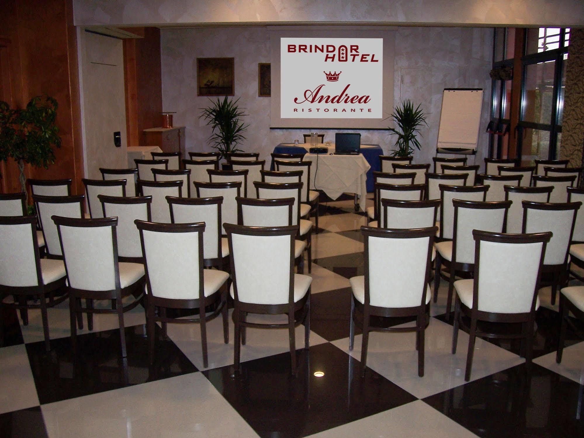 Hotel Brindor Poirino Zewnętrze zdjęcie